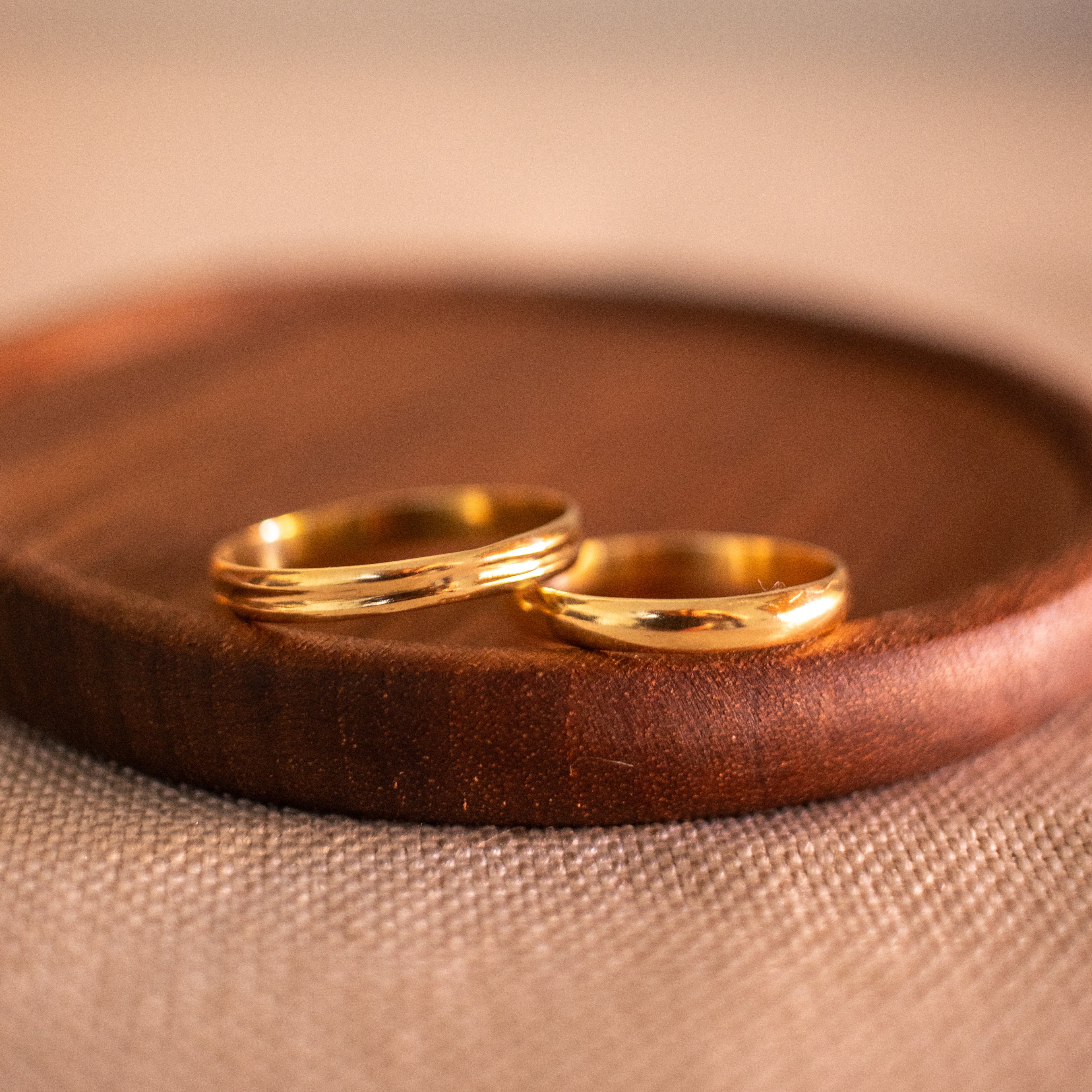 Par de alianças "Nós" em Ouro18k