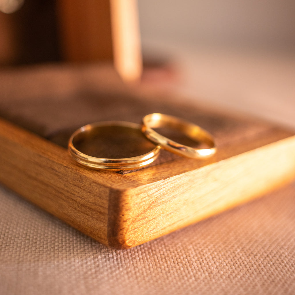 Par de alianças "Nós" em Ouro18k