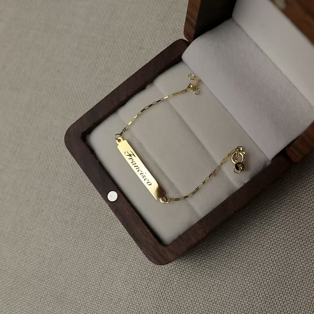 Pulseira bebê com nome Ouro 18k